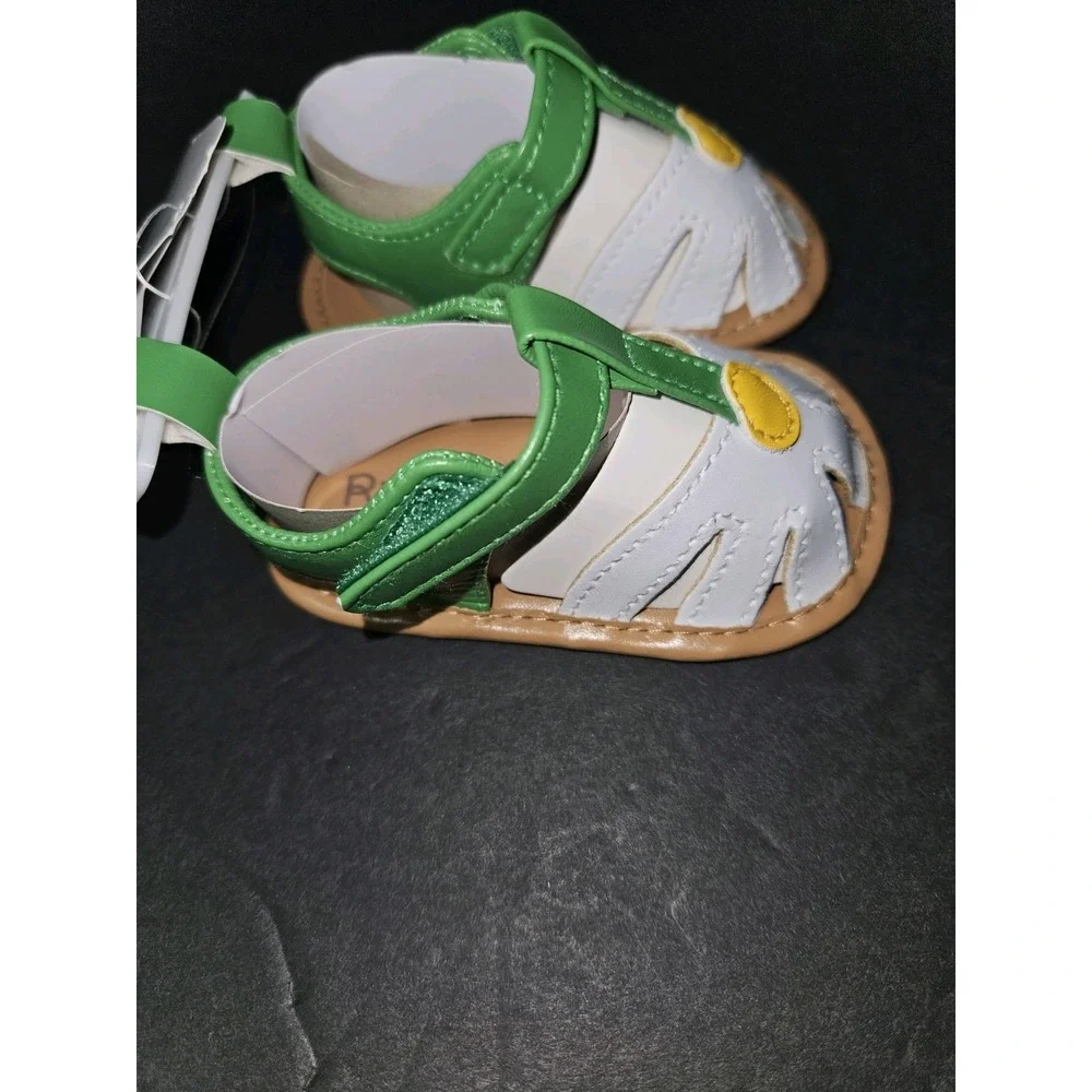 Size 1 ,3-6 Mos Rising‎ Star Flower Sandal New